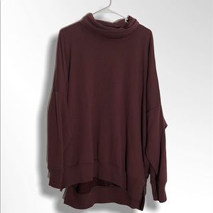 Aerie Maroon Turtle Neck Sweatshirt!